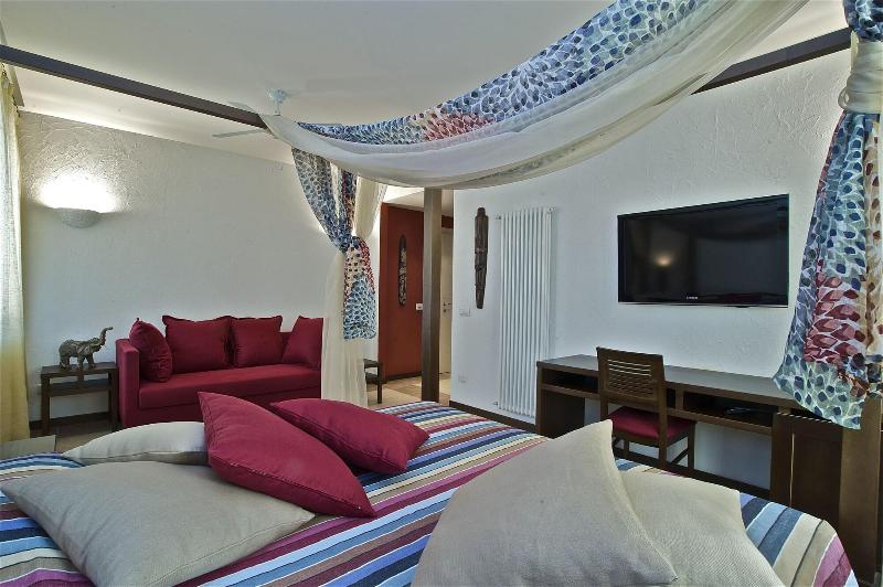 Design Suite Tirano - Oda