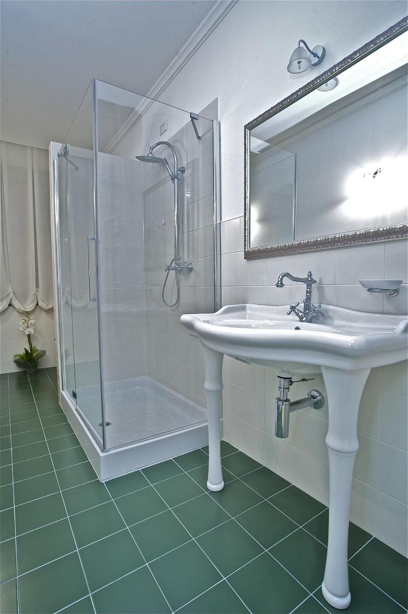 Design Suite Tirano - Oda