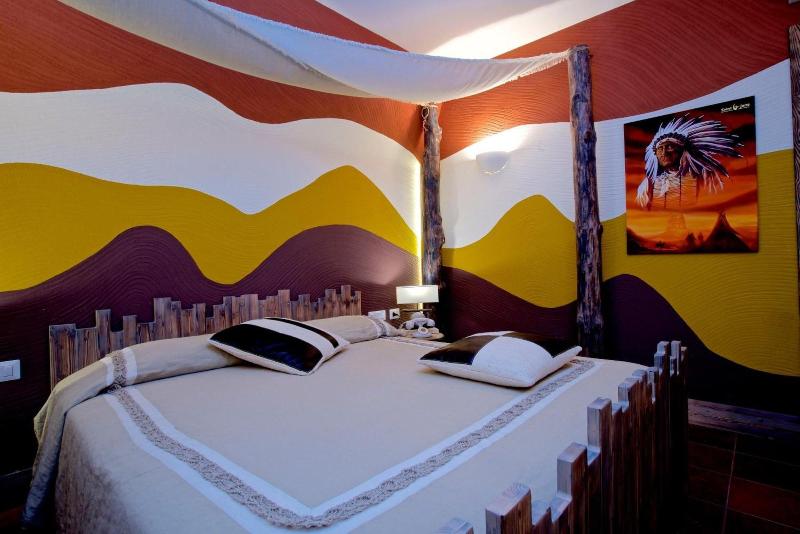 Design Suite Tirano - Oda