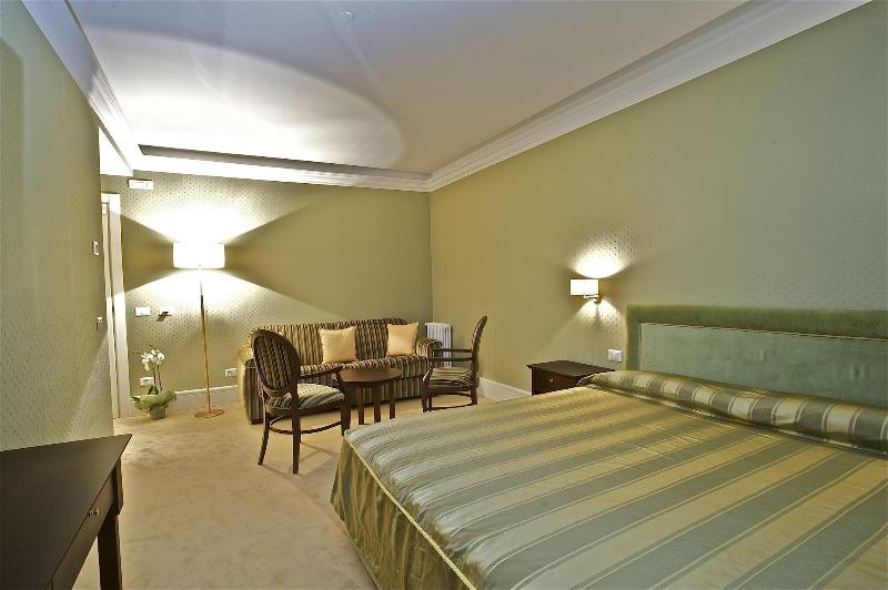 Design Suite Tirano - Oda