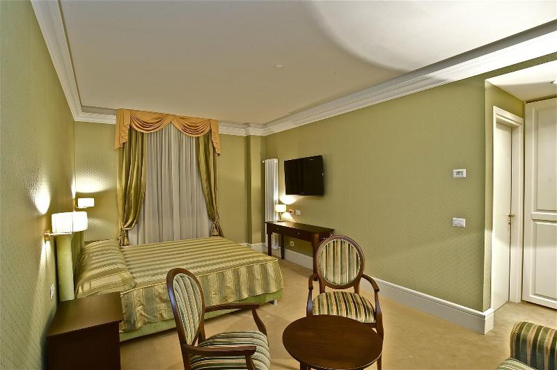 Design Suite Tirano - Oda