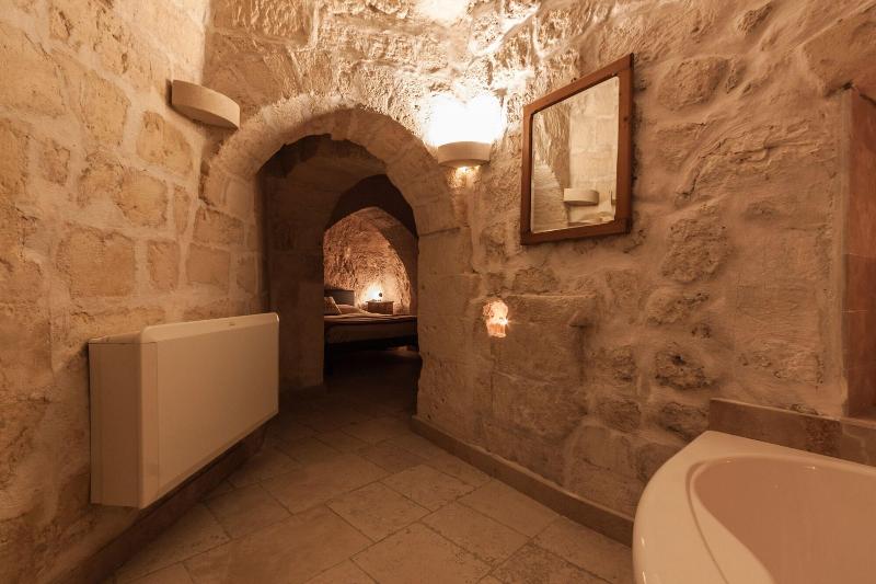 La Corte Vetere - Oda