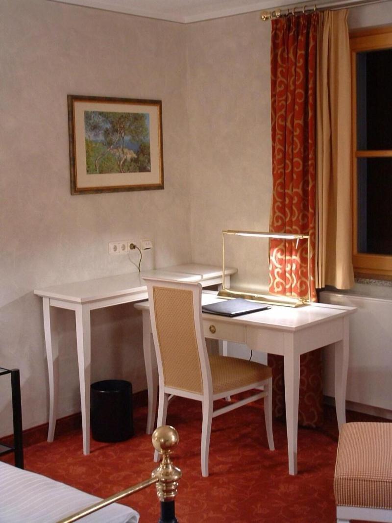 Altstadt Hotel Bräu Wirt - Genel