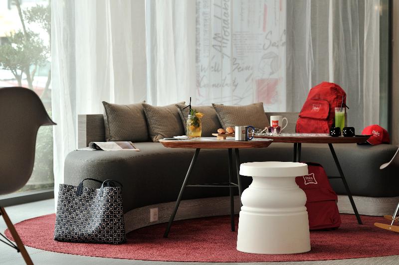 Ibis Casa-Voyageurs - Lobi