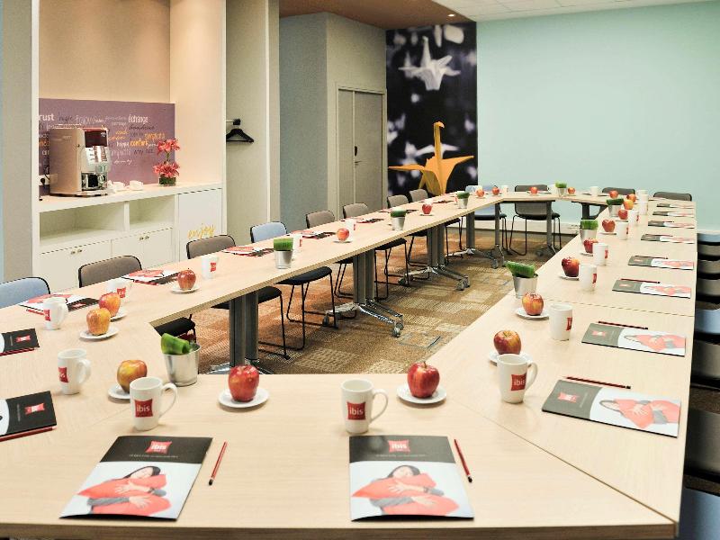 Ibis Casa-Voyageurs - Toplantı
