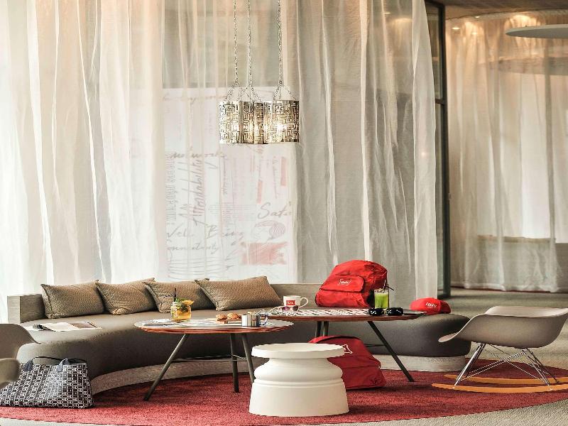 Ibis Casa-Voyageurs - Toplantı
