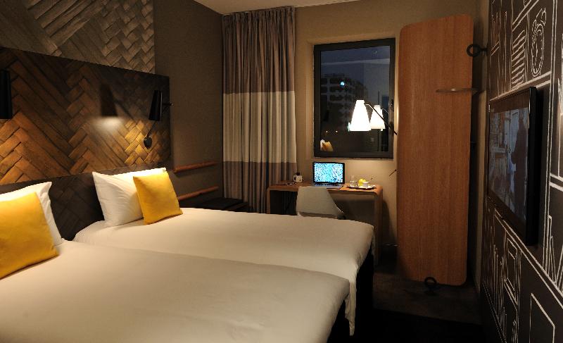 Ibis Casa-Voyageurs - Oda