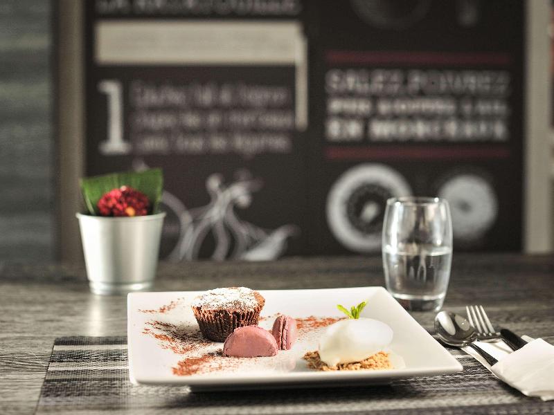 Ibis Casa-Voyageurs - Restoran