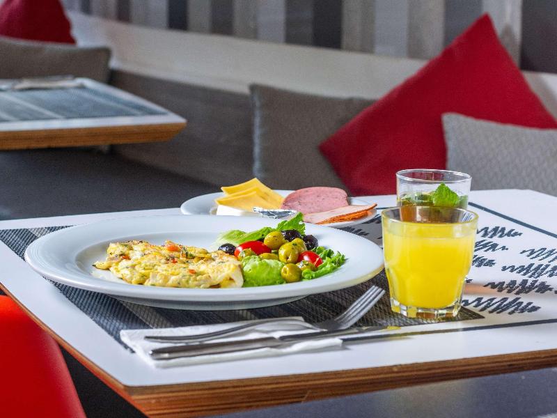 Ibis Casa-Voyageurs - Restoran