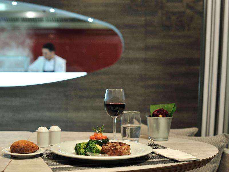 Ibis Casa-Voyageurs - Restoran