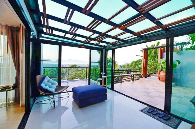 Ao Luek Panoramic Pool Villa - Oda