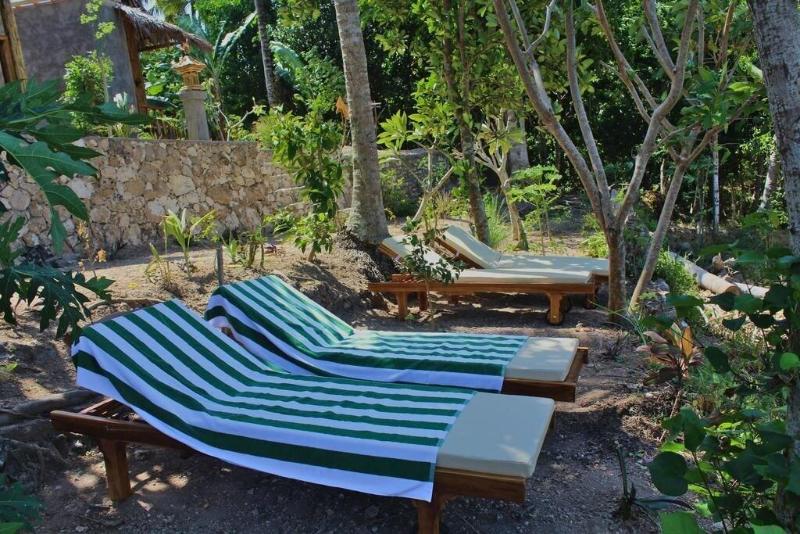 Atuh Forest Cottage - Teras