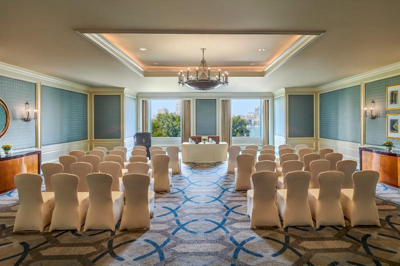 Four Seasons Hotel Cairo at Nile Plaza - Toplantı