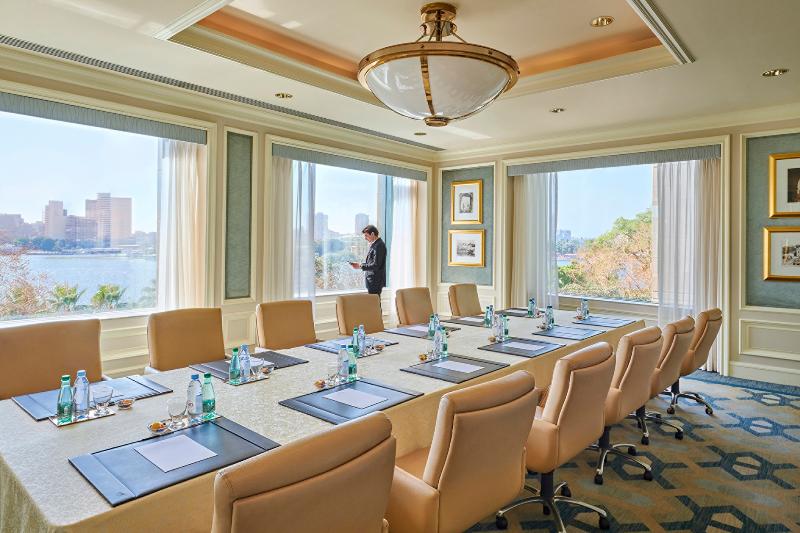 Four Seasons Hotel Cairo at Nile Plaza - Toplantı