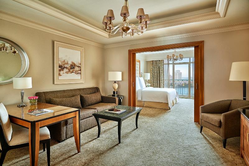 Four Seasons Hotel Cairo at Nile Plaza - Oda