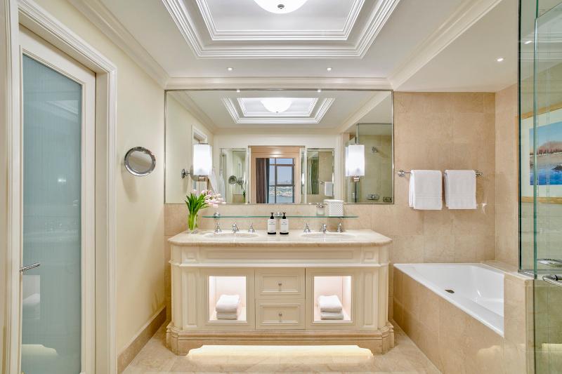 Four Seasons Hotel Cairo at Nile Plaza - Oda