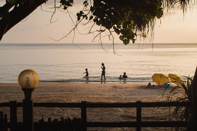 Baan Imm Sook Resort - Plaj