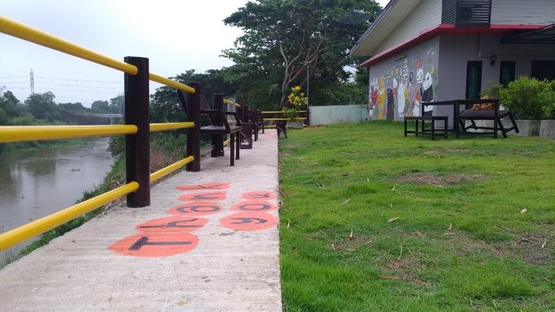 Baansri Family - Genel