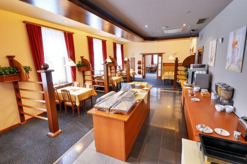 Hotel Filipinum - Restoran