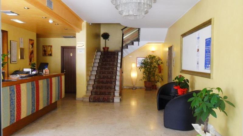 Hotel Florida - Lobi