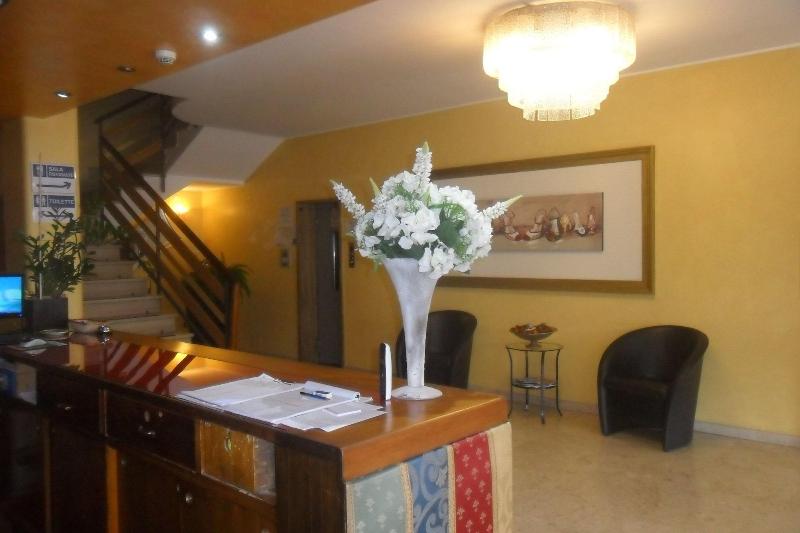 Hotel Florida - Lobi