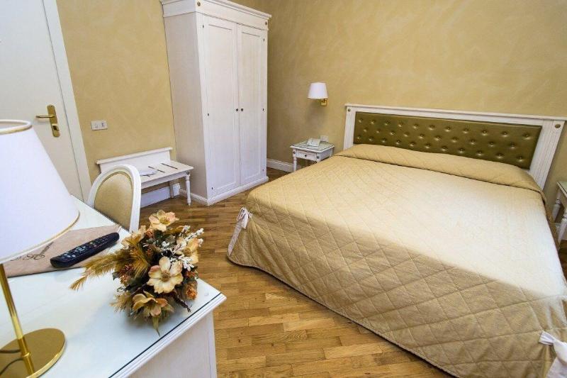 Hotel Gennarino - Oda