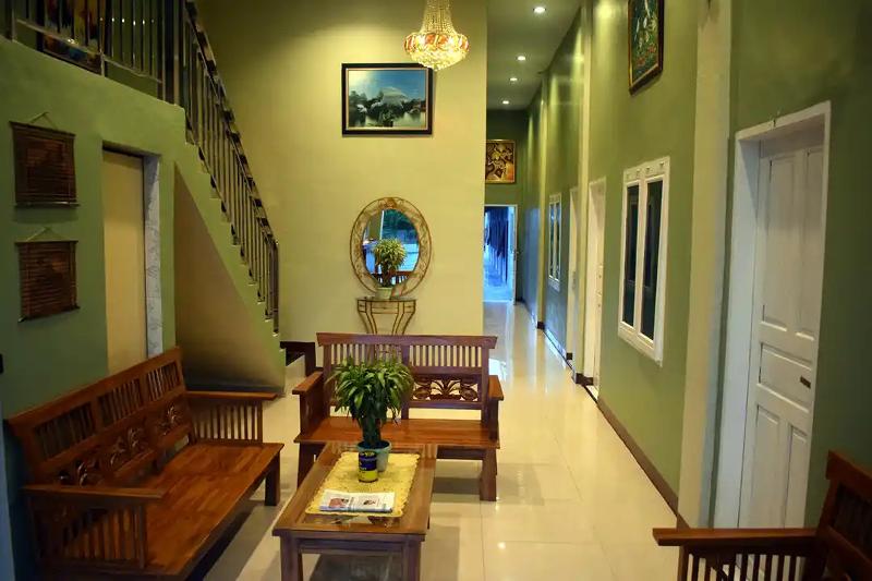 Hotel Grand Family by ZUZU - Lobi