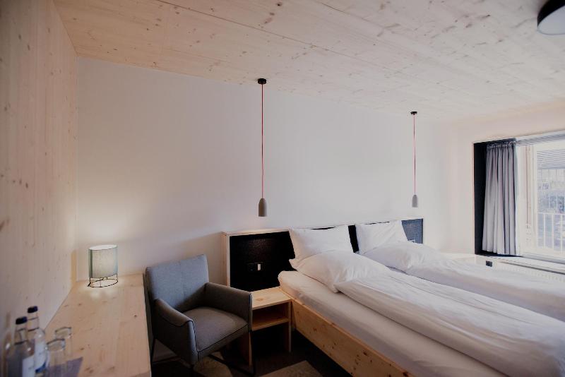 Hotel Historischer Dorfgasthof Hirsch - Oda