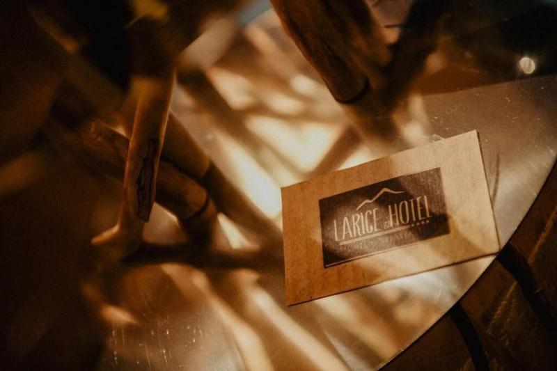 Hotel Larice Suite&Breakfast - Lobi