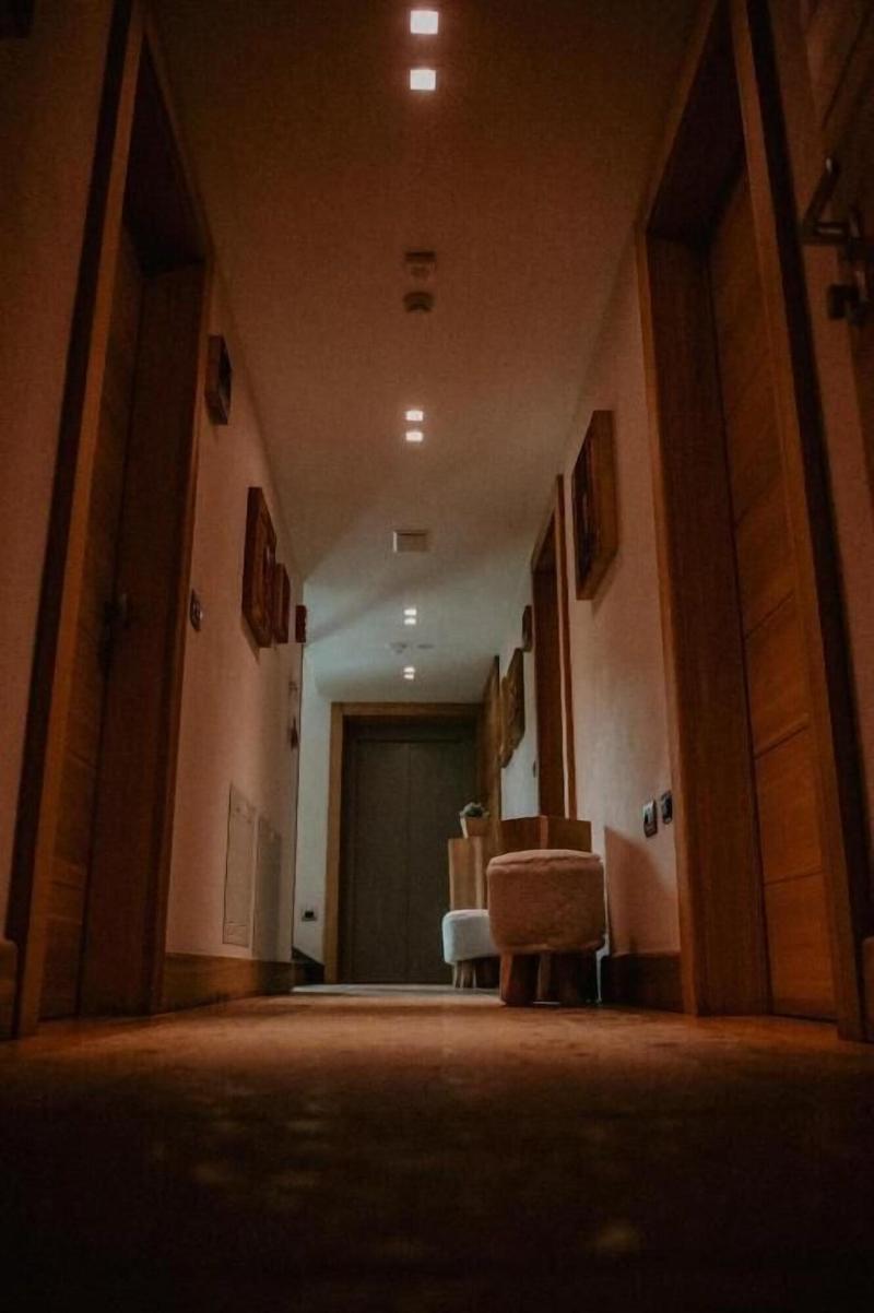 Hotel Larice Suite&Breakfast - Lobi