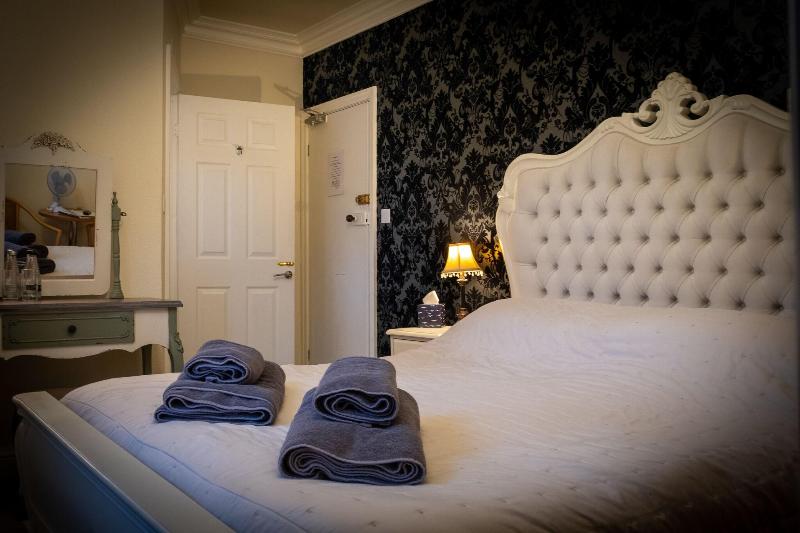 Brockley Hall Hotel - Oda