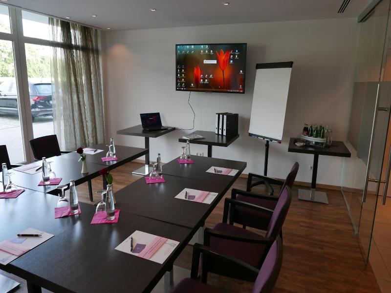 Business Class Hotel Ebersberg - Genel