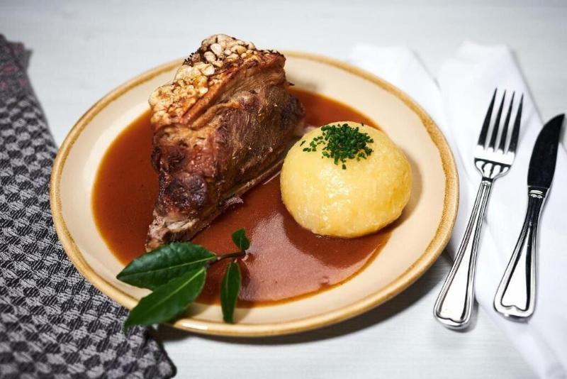 Restaurant & Hotel Der Schwan - Restoran
