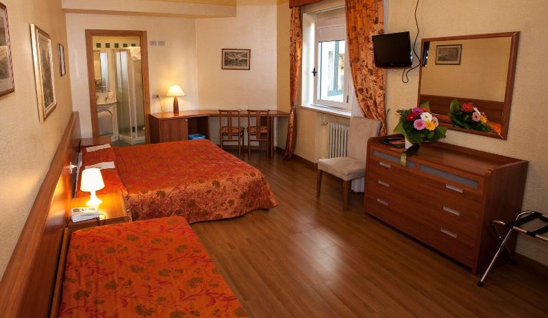 Hotel Oliva - Oda