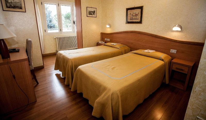 Hotel Oliva - Oda