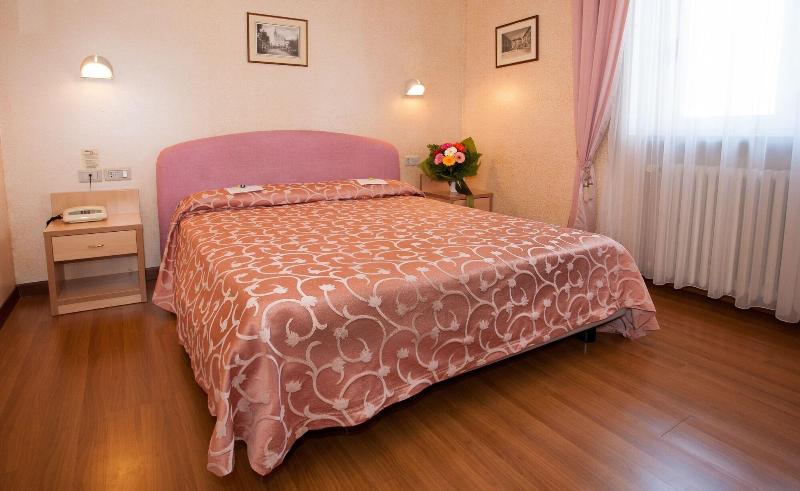 Hotel Oliva - Oda
