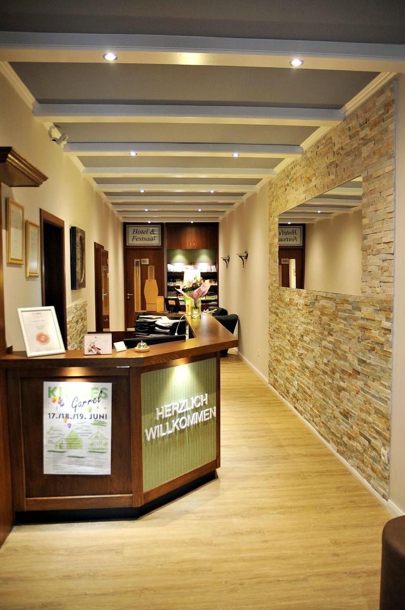 Hotel Restaurant Burgerklause Tapken - Lobi