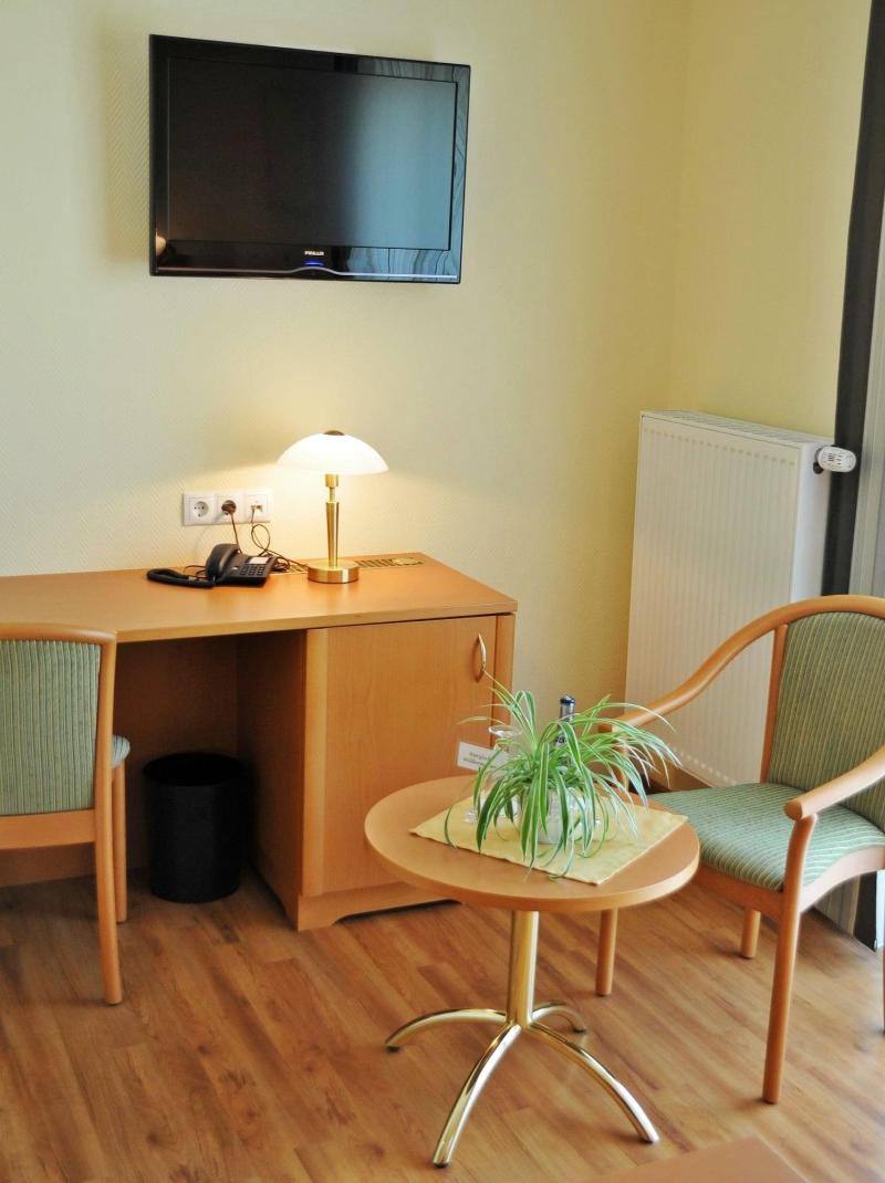 Hotel Restaurant Burgerklause Tapken - Oda