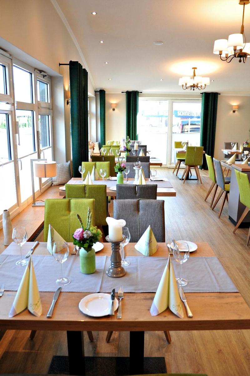 Hotel Restaurant Burgerklause Tapken - Restoran