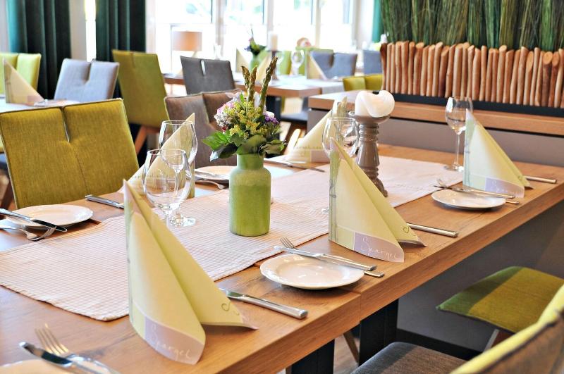 Hotel Restaurant Burgerklause Tapken - Restoran