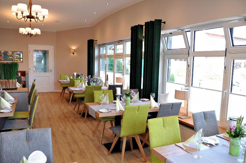 Hotel Restaurant Burgerklause Tapken - Restoran