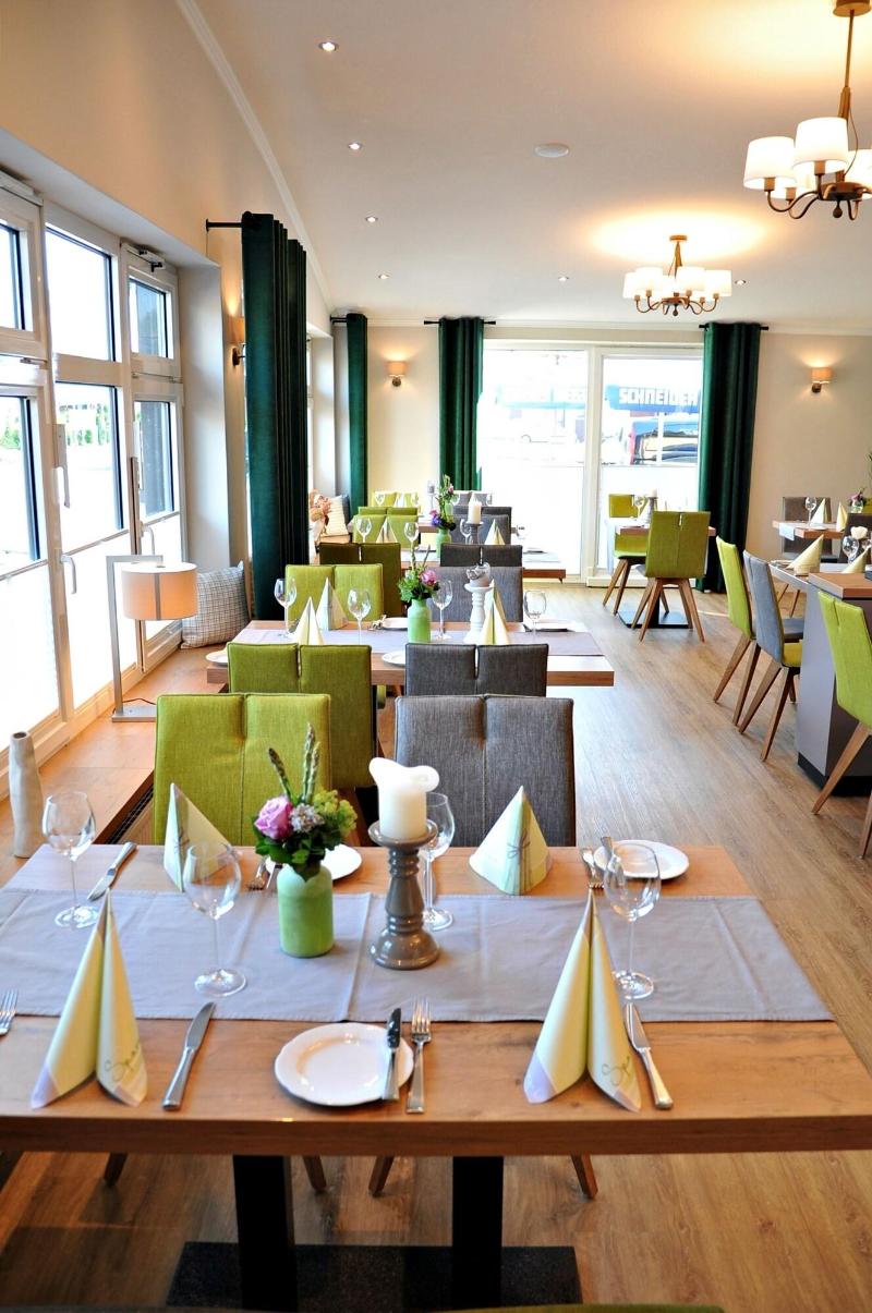 Hotel Restaurant Burgerklause Tapken - Restoran