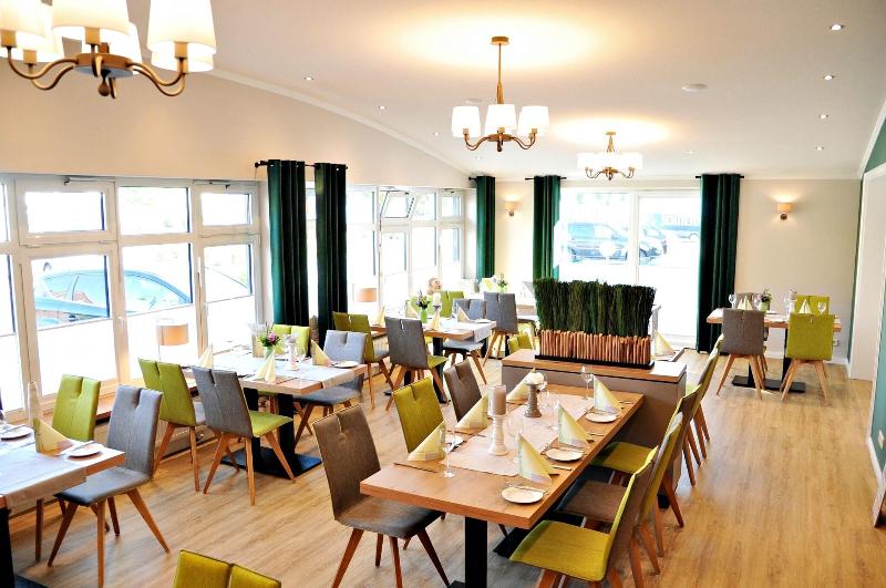 Hotel Restaurant Burgerklause Tapken - Restoran