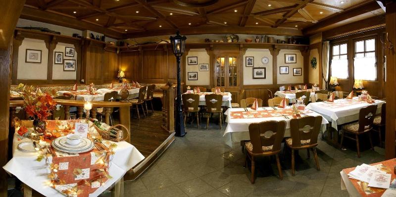 Hotel Restaurant Pempel - Restoran