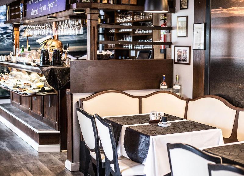 Hotel Restaurant Tum Stüürmann - Restoran