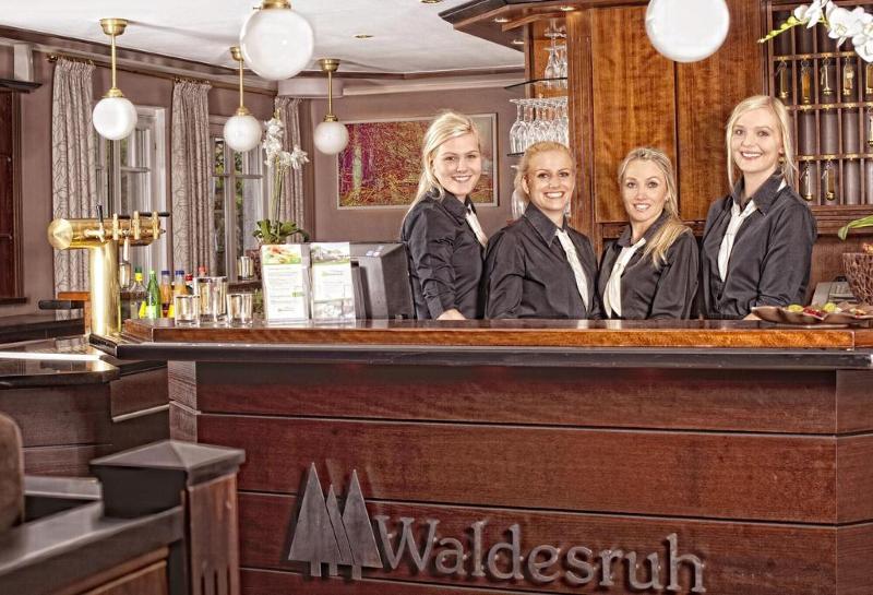 Hotel Restaurant Waldesruh - Lobi