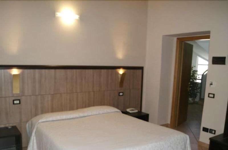 Hotel Rossi - Oda
