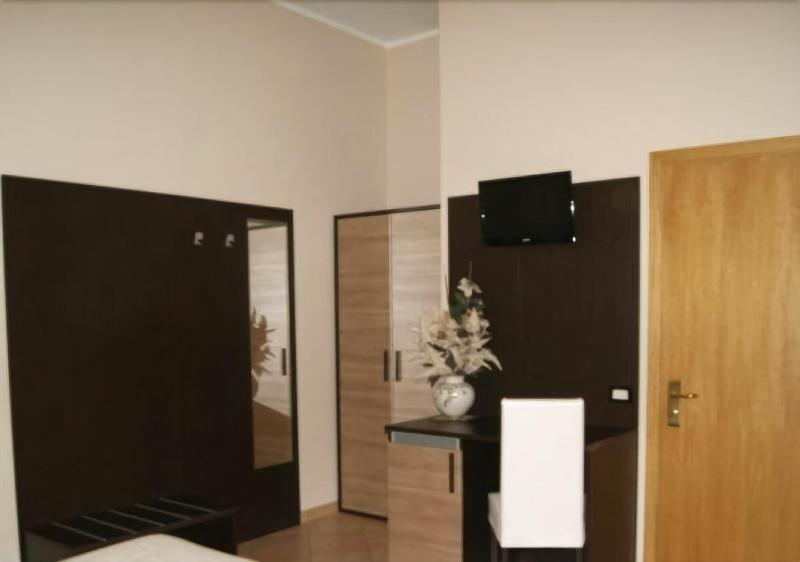 Hotel Rossi - Oda