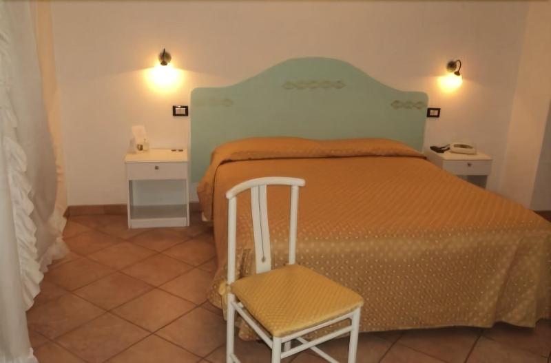 Hotel Rossi - Oda