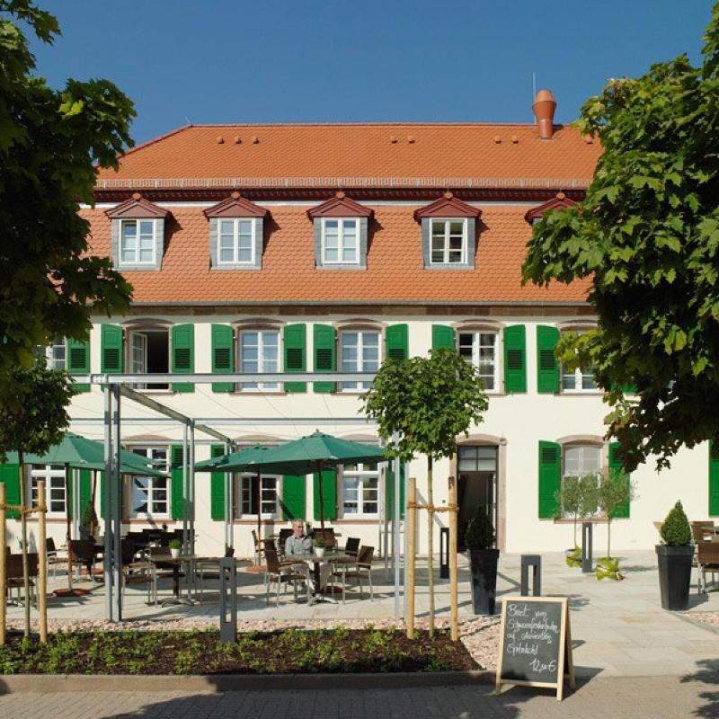 Schlosshotel Bergzaberner Hof - Genel